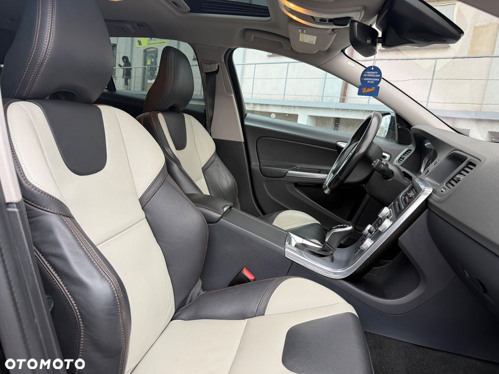 Volvo V60 T5 Geartronic Linje Business - 20
