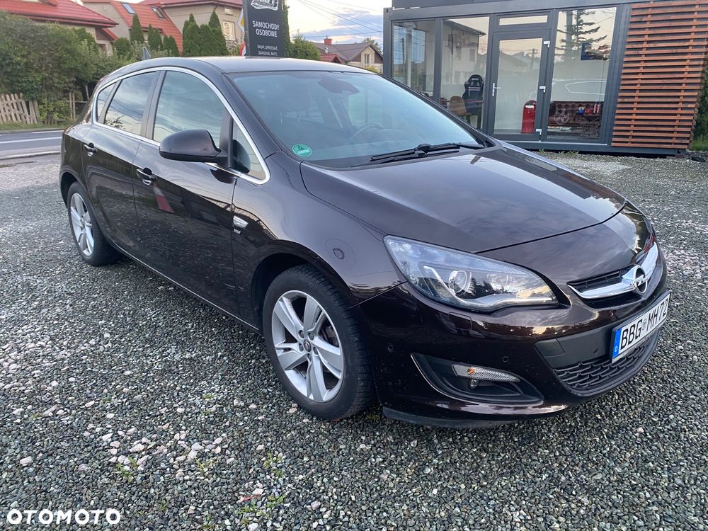 Opel Astra 1.4 Turbo Exklusiv - 40