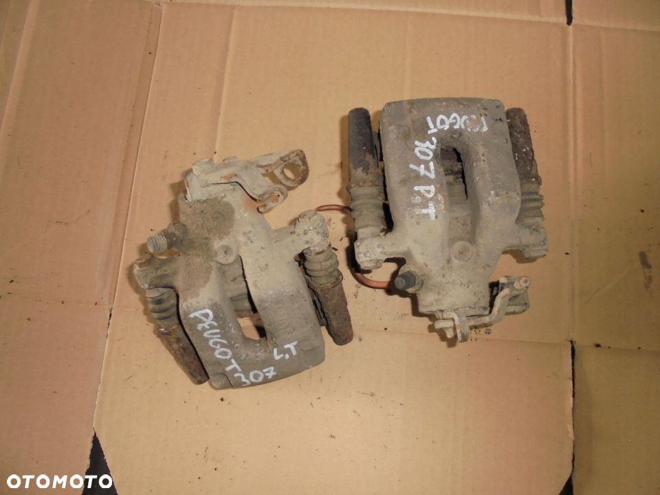 ZACISK HAMULCOWY LEWY PRAWY TYL PEUGEOT 307 - 1