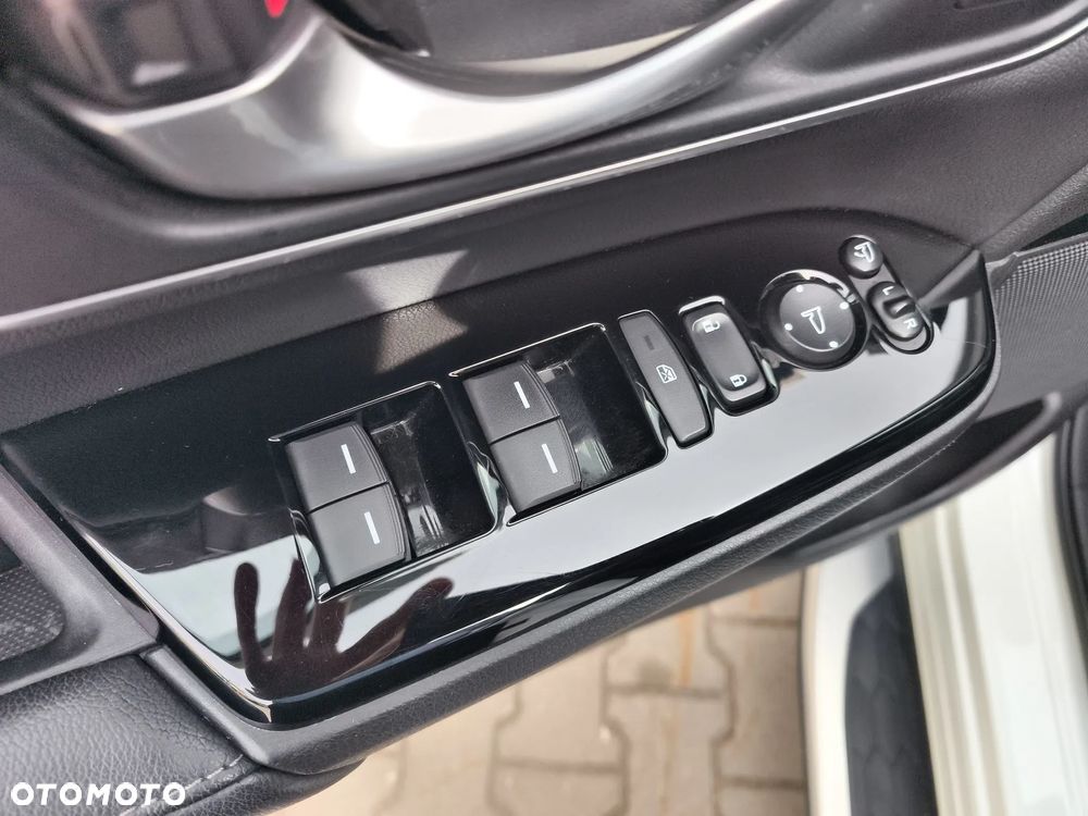 Honda CR-V 2.0 i-MMD Executive CVT - 24