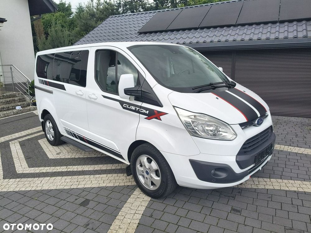 Ford Tourneo Custom - 4