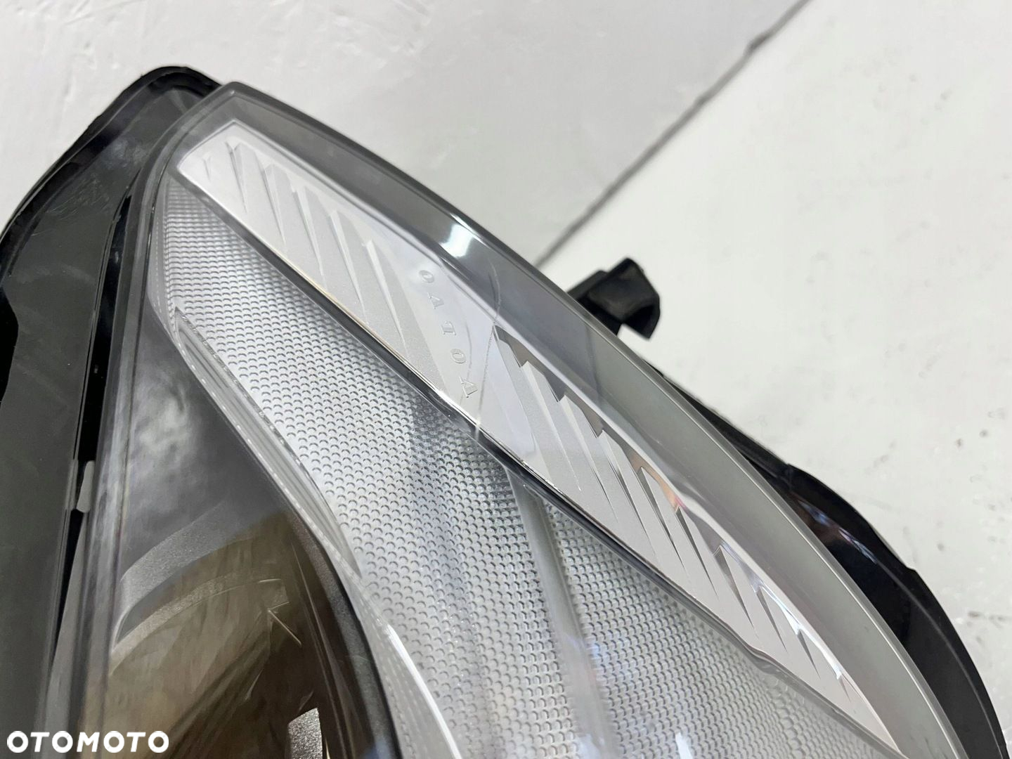 Volvo XC60 II LIFT REFLEKTOR LEWY PRZEDNI 32404709 ORG WYS 24H FV - 4