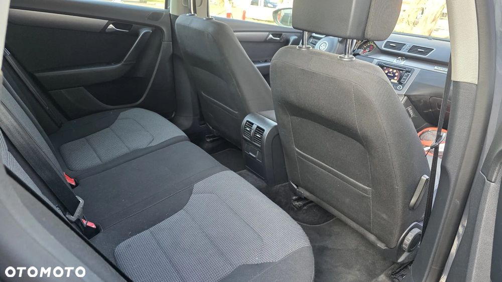 Volkswagen Passat Variant 1.4 TSI R-Line Edition Plus - 18