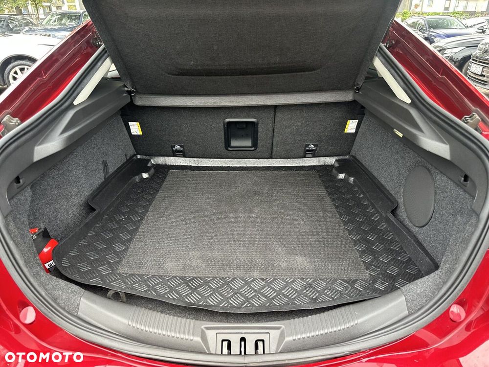 Ford Mondeo - 32