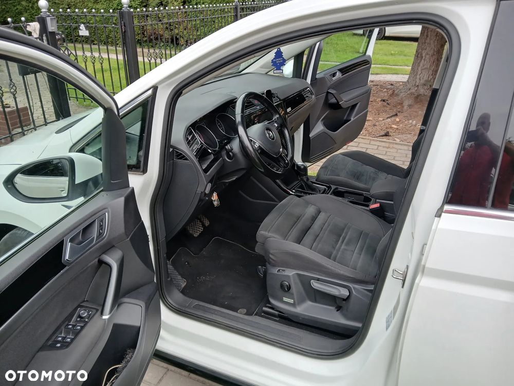 Volkswagen Touran 1.8 TSI BMT Highline DSG - 8