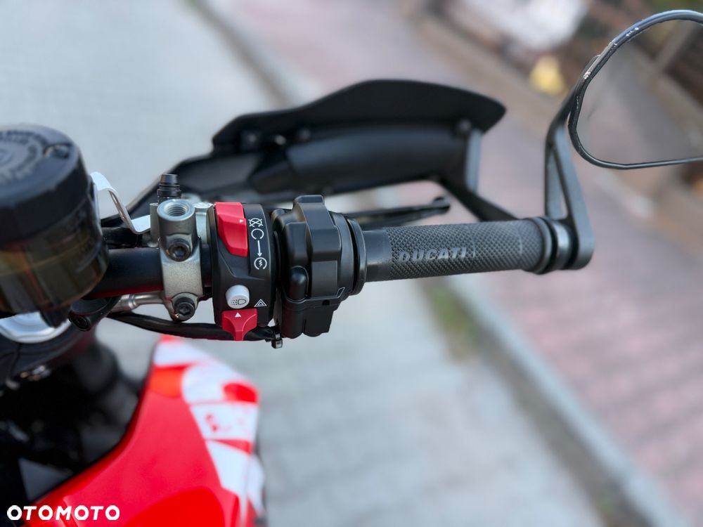 Ducati Hypermotard - 28
