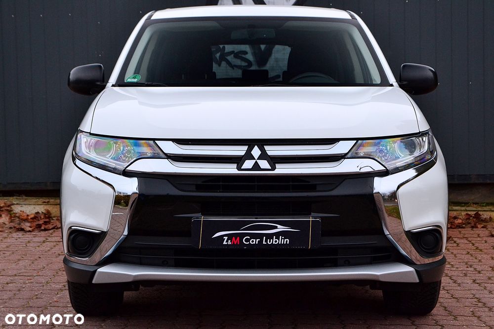 Mitsubishi Outlander 2.0 2WD Edition 100 - 3