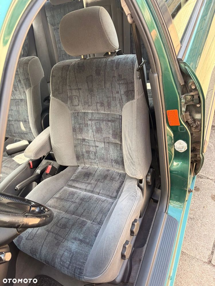 Mazda 626 - 8