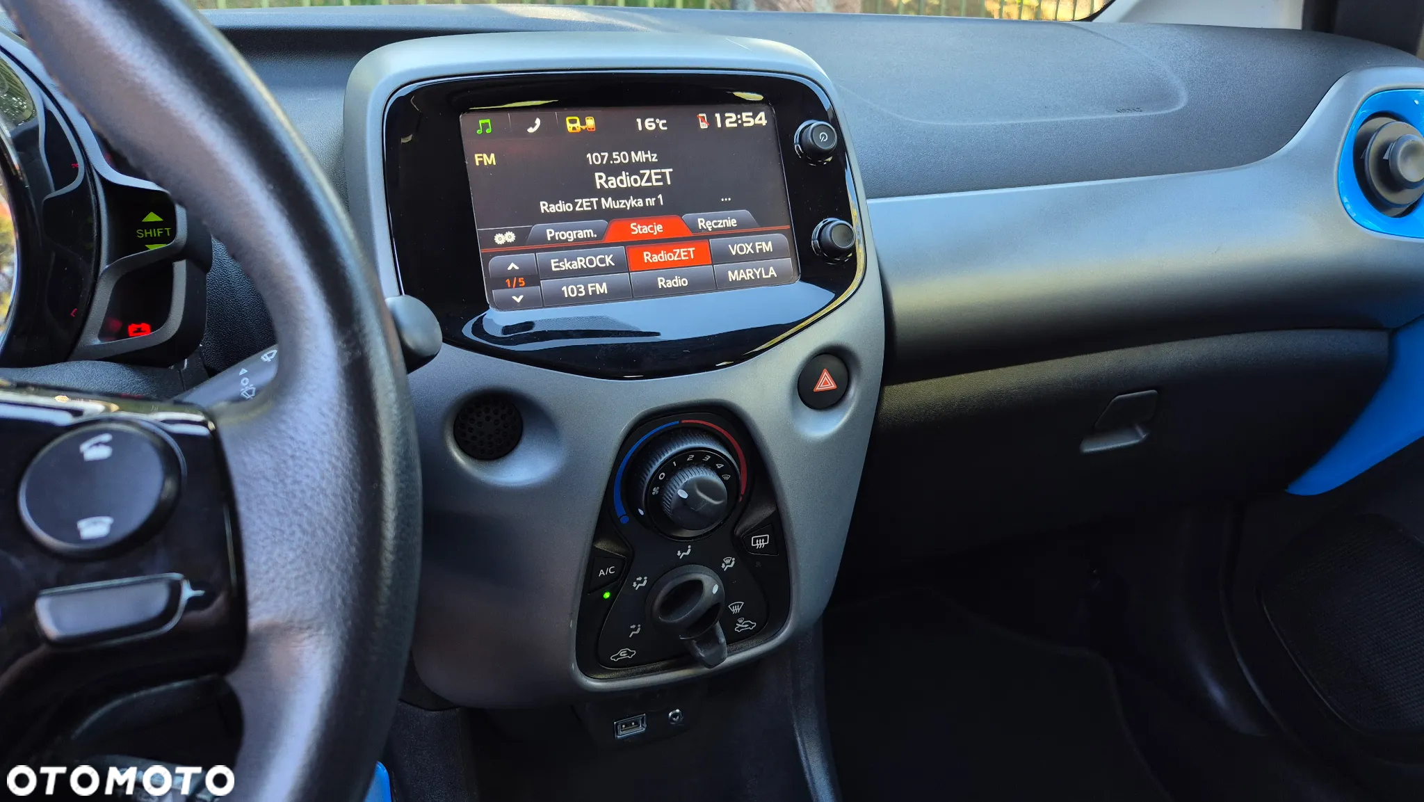 Toyota Aygo x-clusive Style Selection - 32