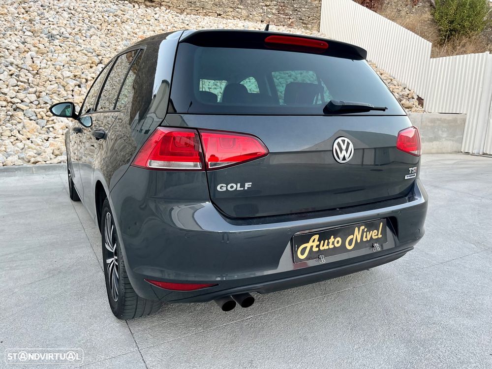 VW Golf - 22