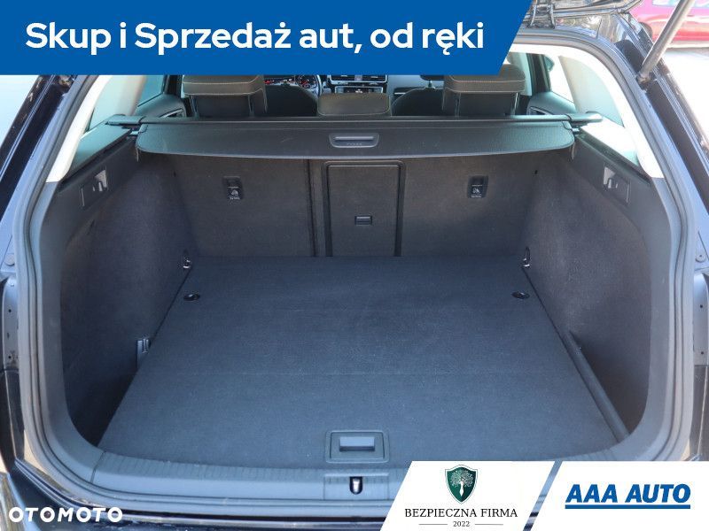 Volkswagen Golf Variant - 15