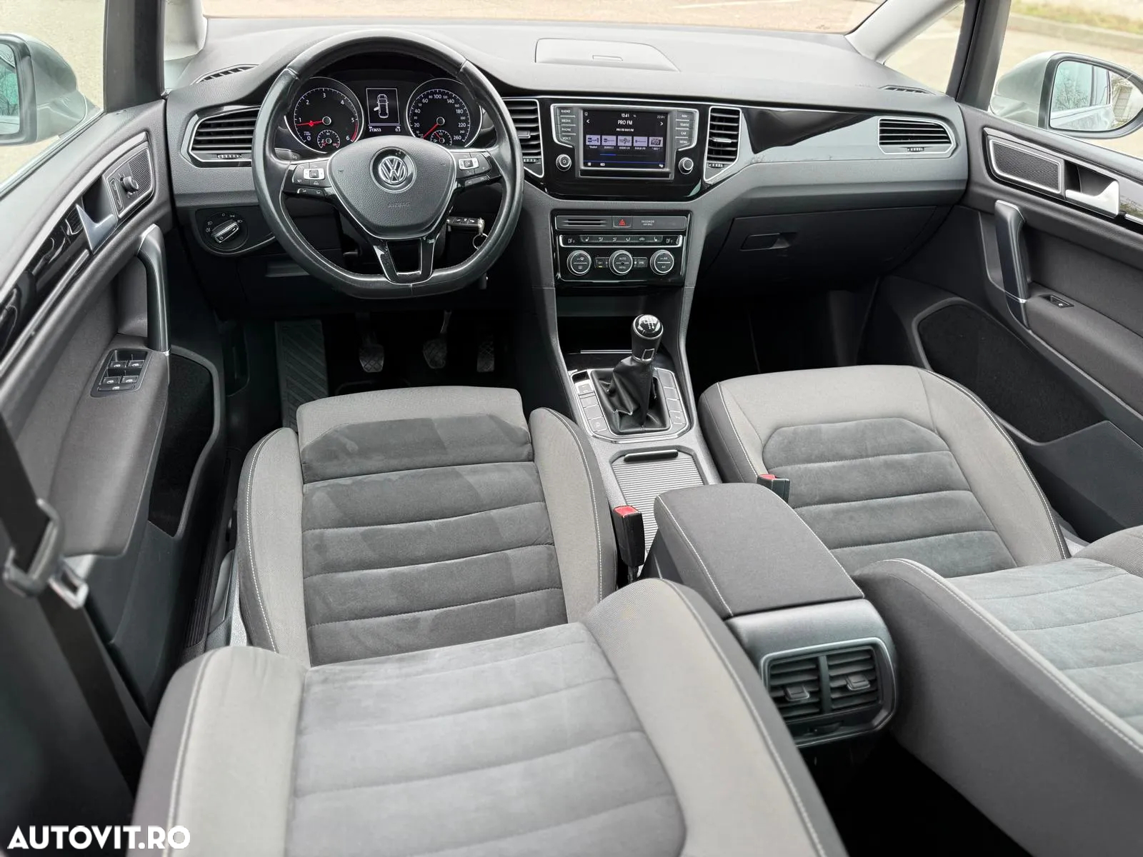 Volkswagen Golf Sportsvan 1.6 TDI (BlueMotion Technology) Comfortline - 20