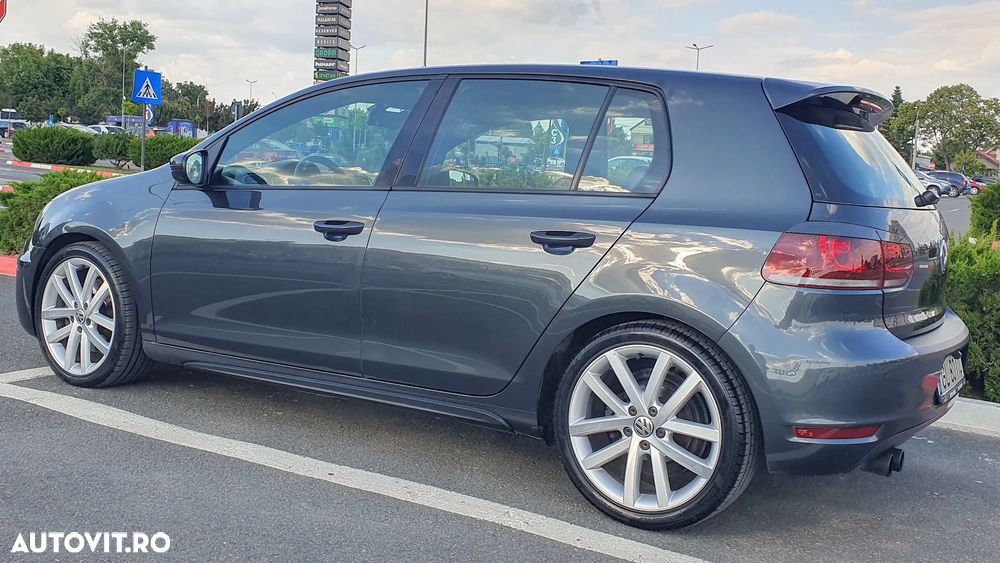 Volkswagen Golf 2.0 DPF GTD DSG - 22