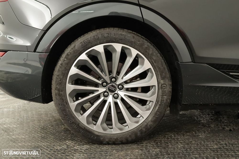 Audi Q8 e-Tron Sportback 55 quattro Advanced - 5