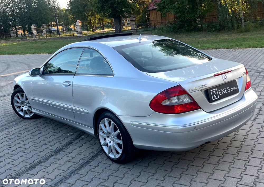 Mercedes-Benz CLK - 7