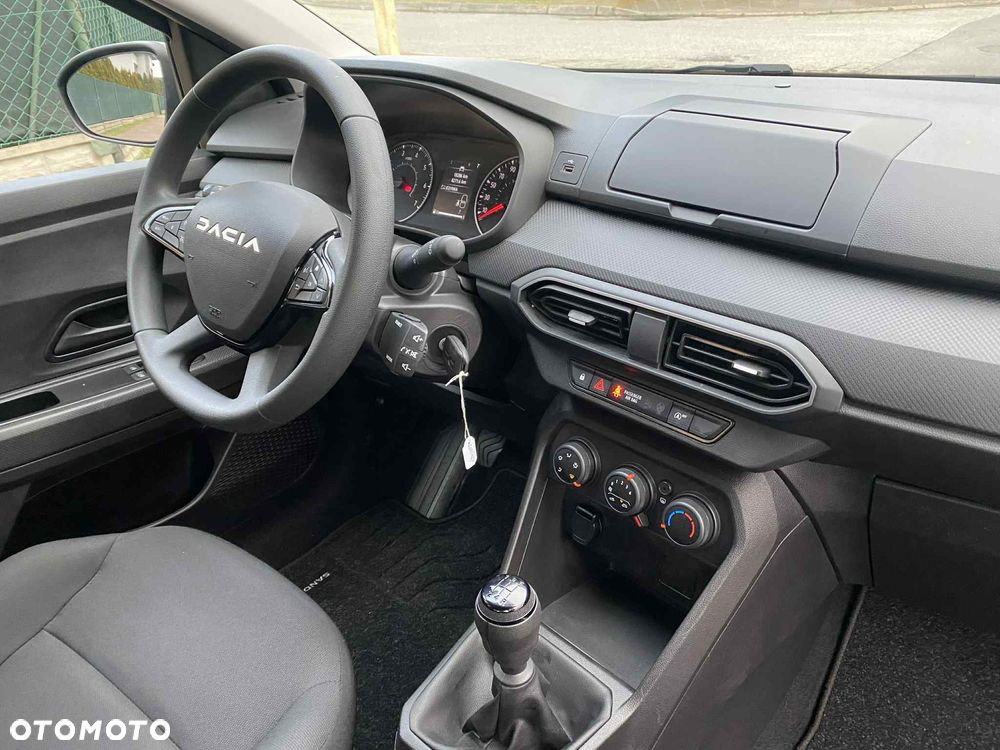 Dacia Sandero SCe 65 Essential - 13