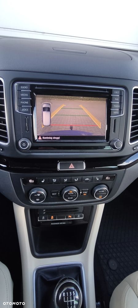 Volkswagen Sharan 2.0 TDI BMT Highline - 6