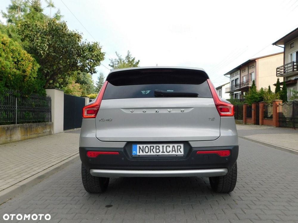 Volvo XC 40 T2 Essential - 18