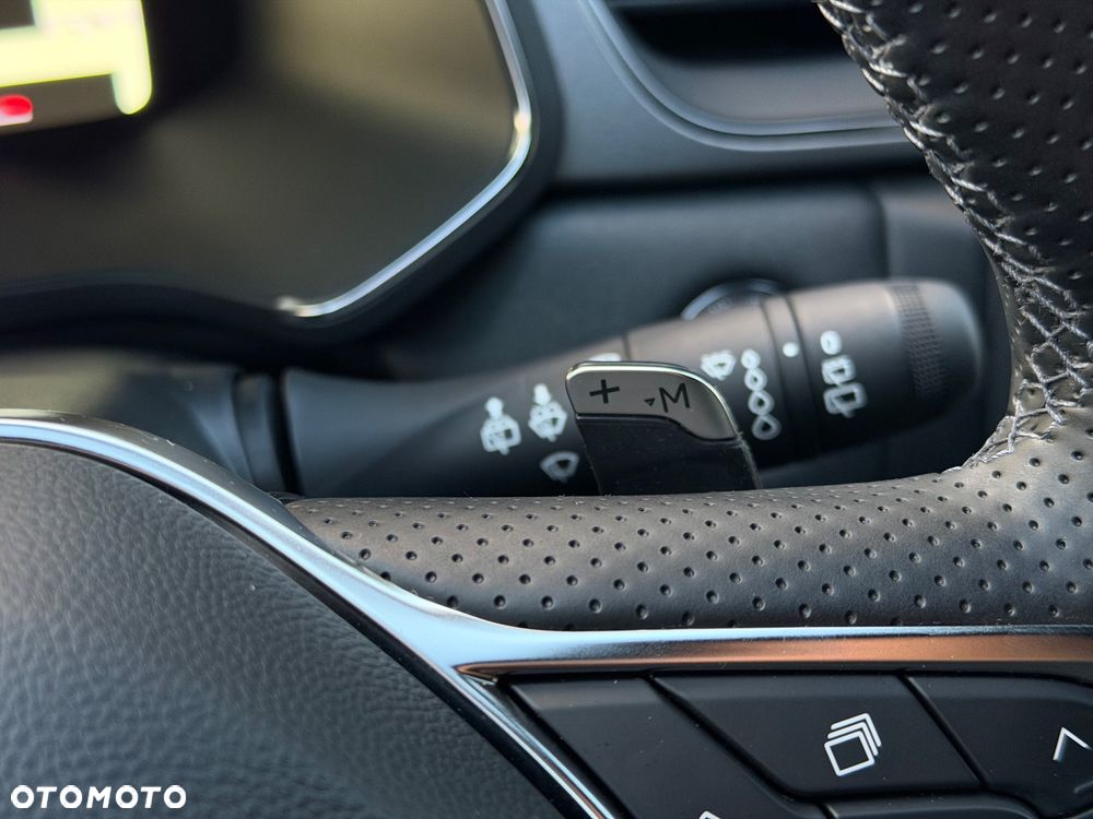 Renault Captur TCe Mild Hybrid 160 EDC EVOLUTION - 26