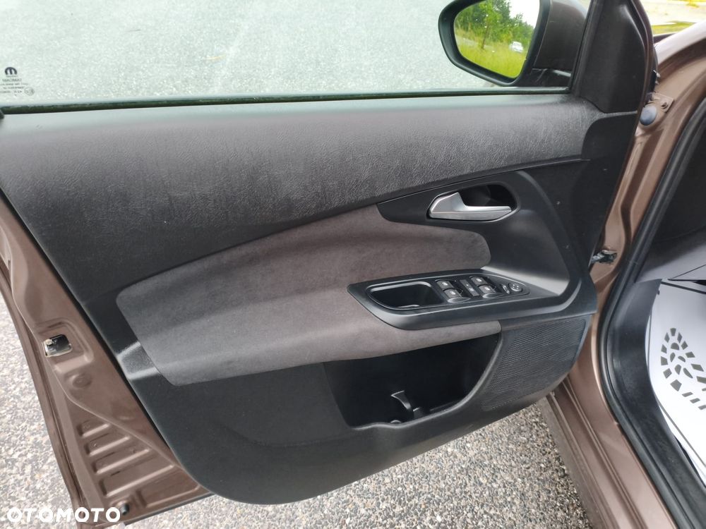 Fiat Tipo 1.4 T-Jet Lounge - 28