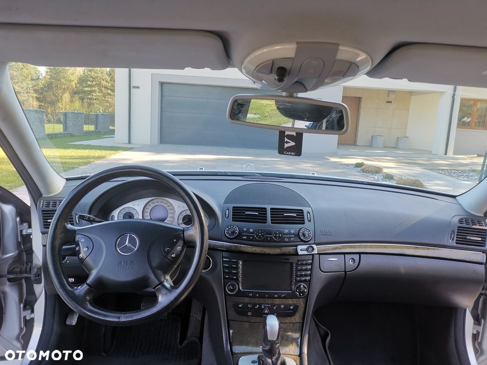 Mercedes-Benz Klasa E 320 T 4Matic Avantgarde - 9