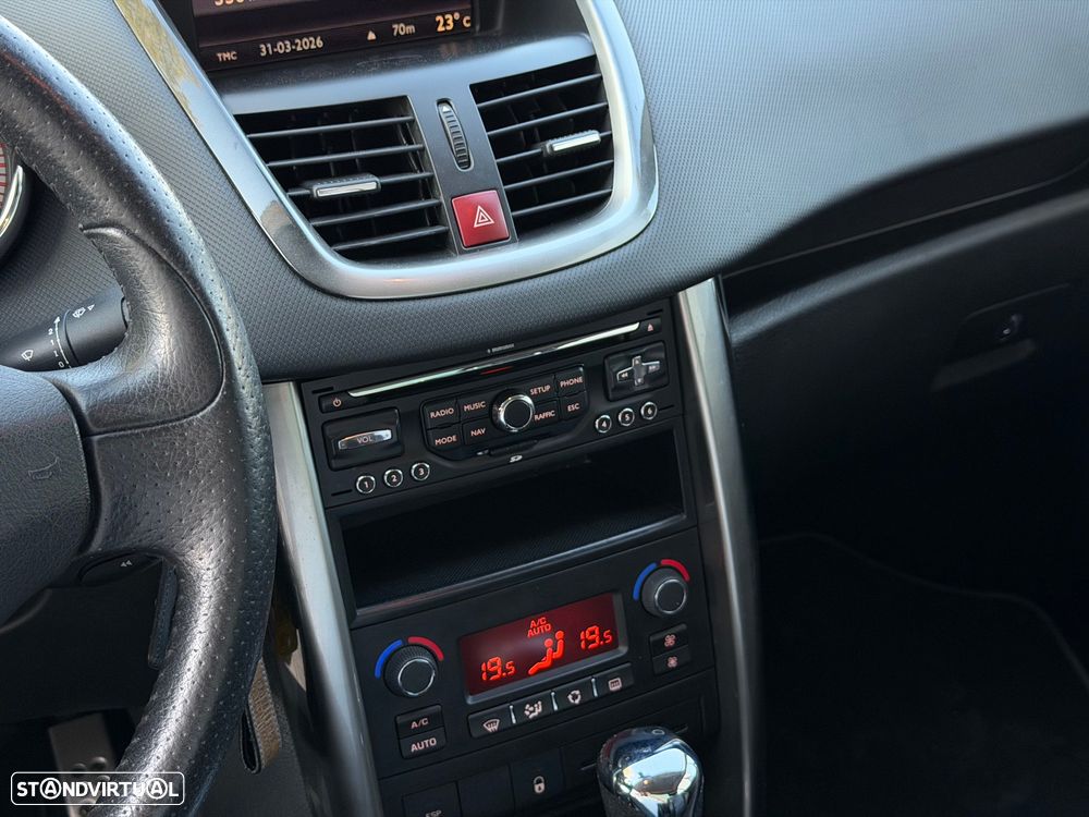 Peugeot 207 CC 120 VTi Auto Allure - 29