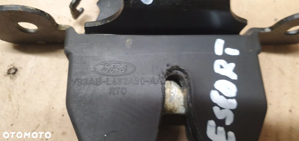 Zamek klapy bagażnika Ford Escort MK7 Cabrio V93AB-L432A30-AA - 5