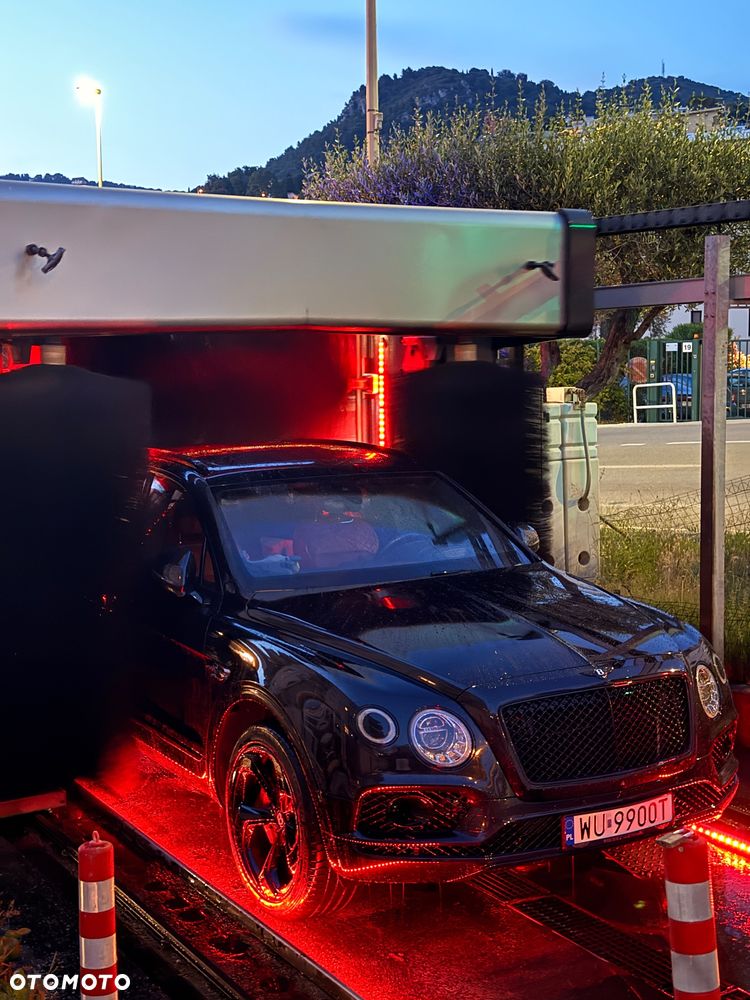 Bentley Bentayga W12 First Edition - 11