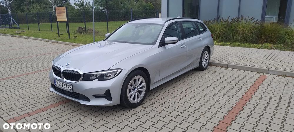 BMW Seria 3 318d - 2