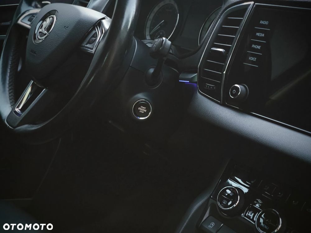 Skoda Karoq 2.0 TDI SCR 4x4 DSG Ambition - 18