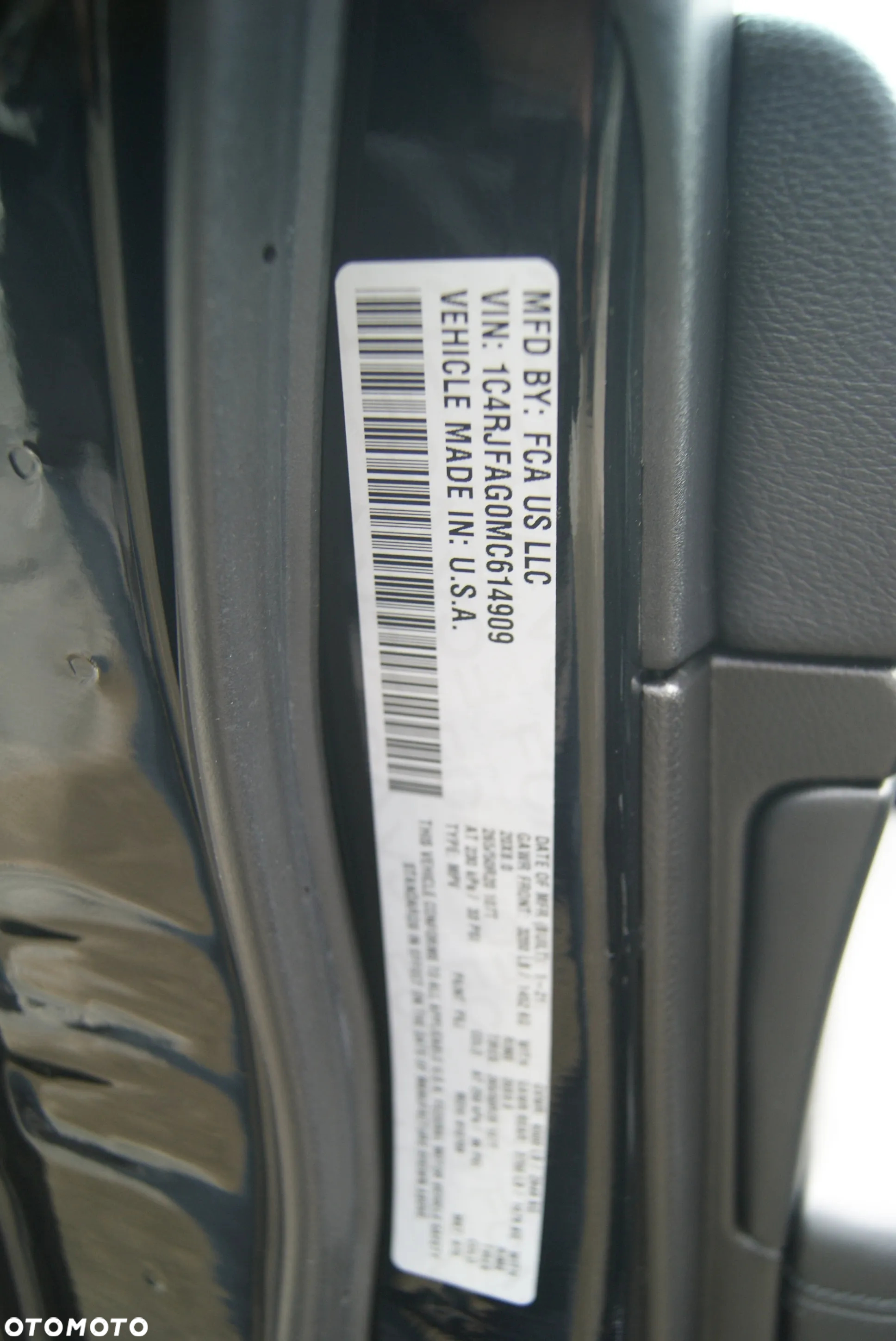 Jeep Grand Cherokee - 14