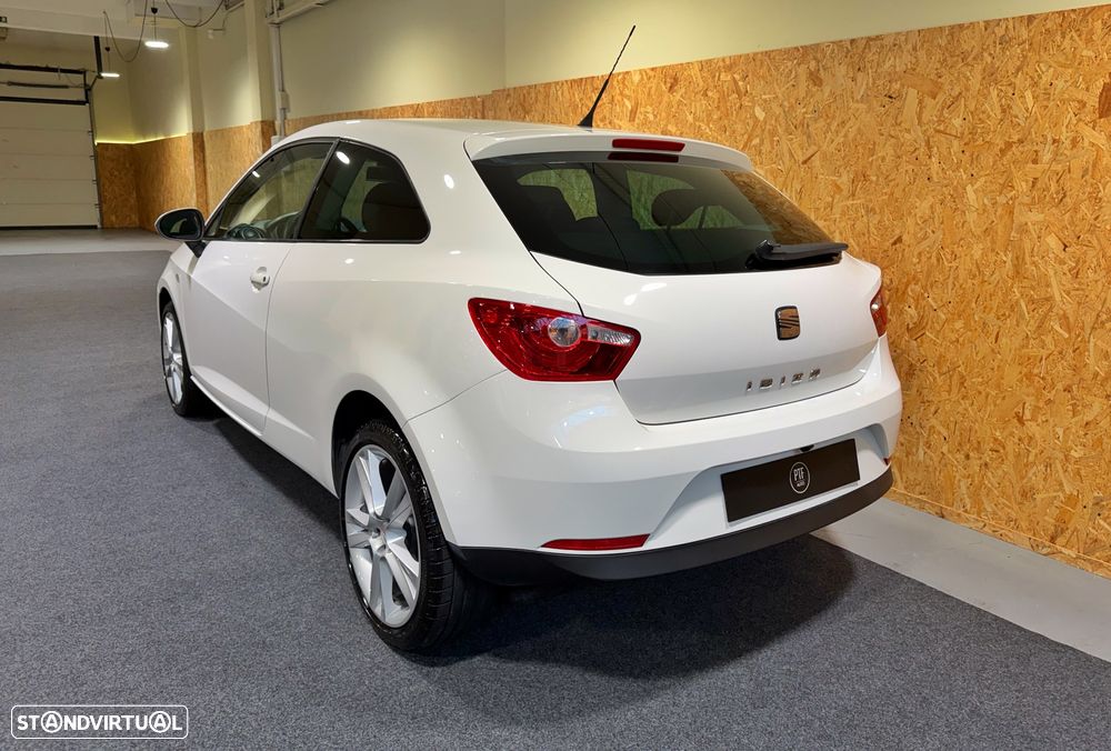 SEAT Ibiza SC 1.6 TDi Sport DPF - 4
