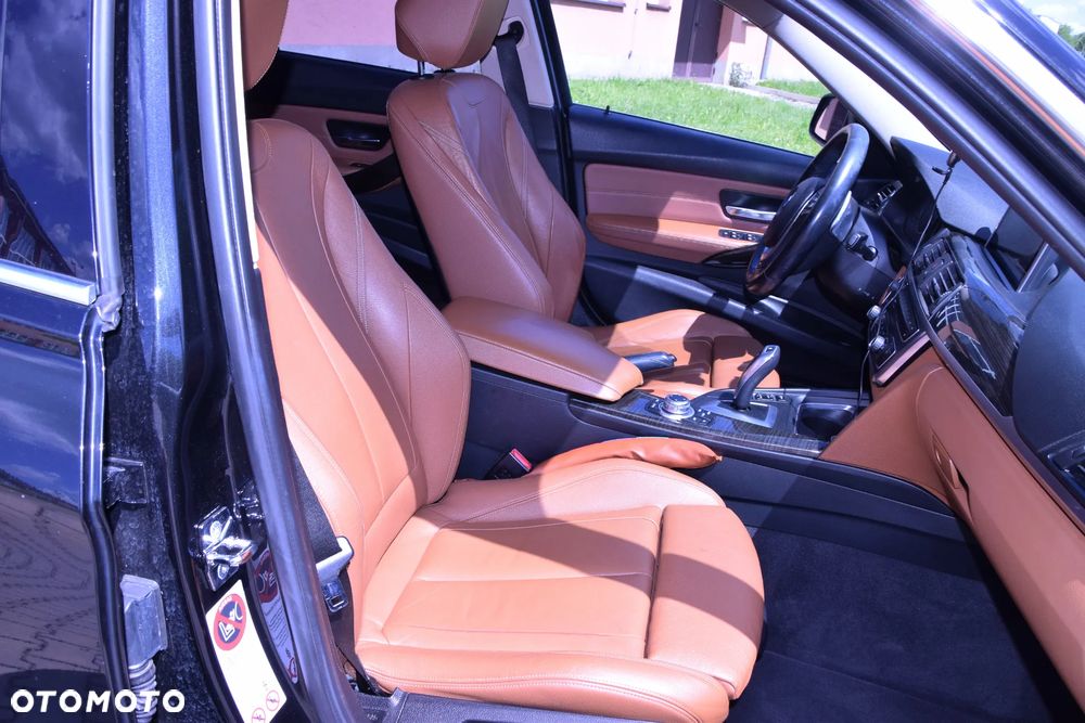 BMW Seria 3 320d Efficient Dynamic Edition Luxury Line - 29