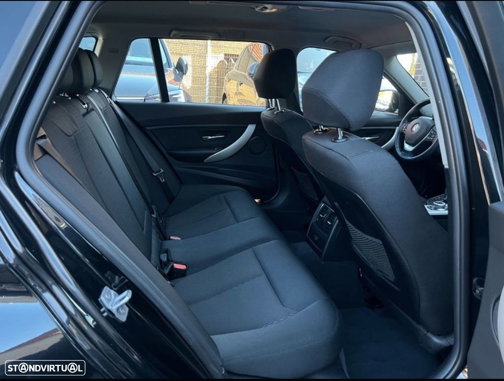 BMW 320 d xDrive Advantage Auto - 11