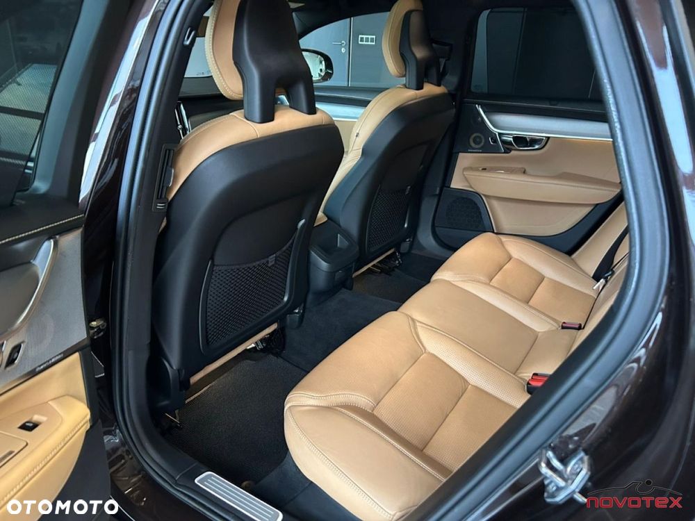 Volvo V90 Cross Country D4 AWD Geartronic Pro - 27