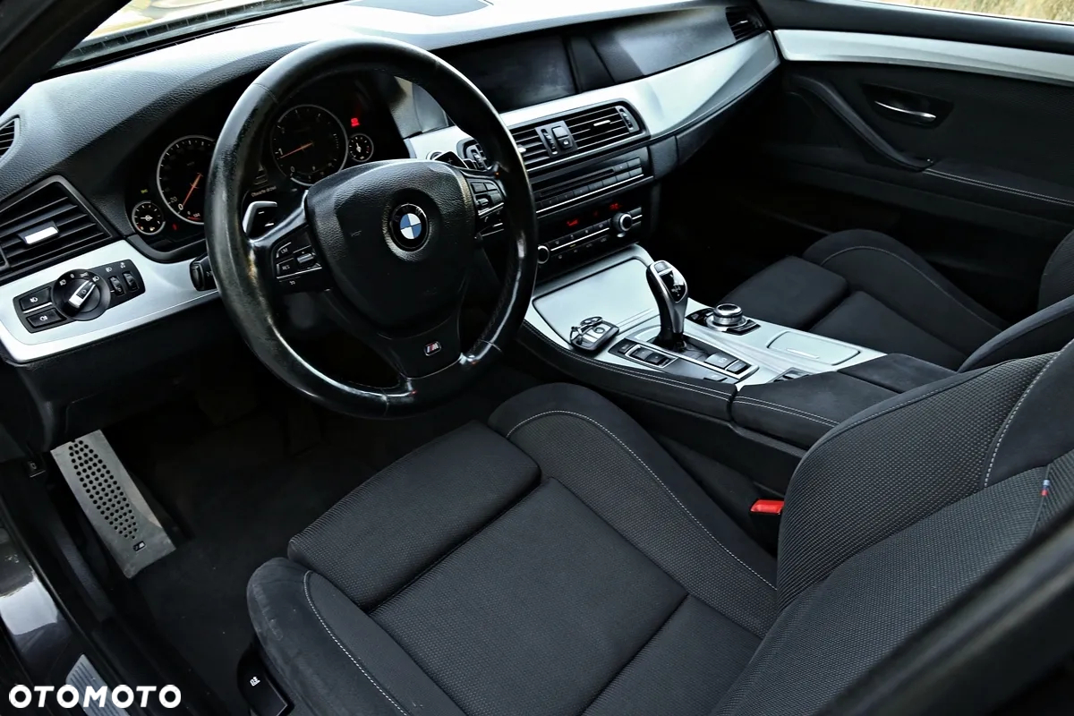 BMW Seria 5 520d Touring Luxury Line - 7