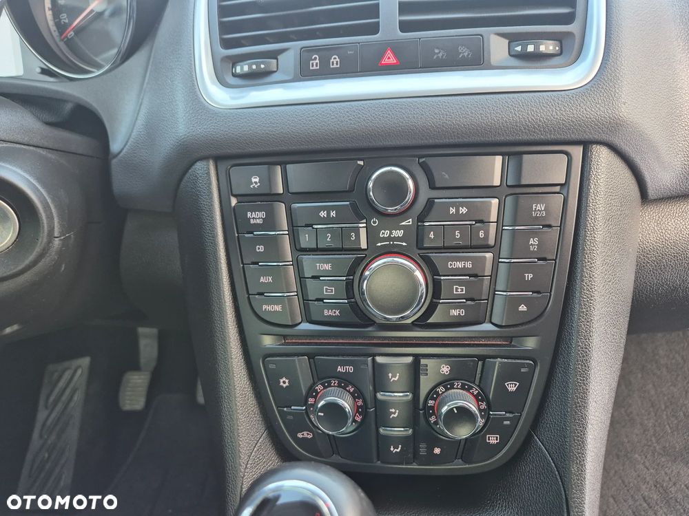 Opel Meriva 1.4 T Cosmo - 28