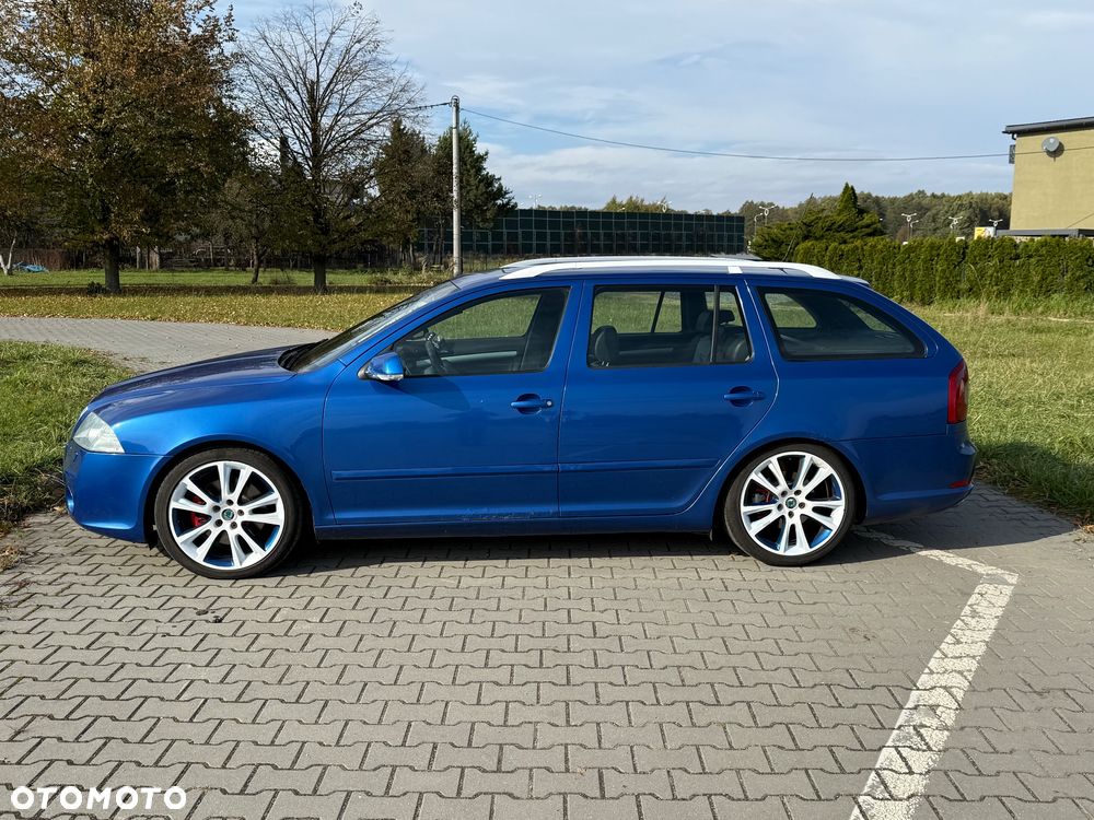 Skoda Octavia 2.0 TDI RS - 25