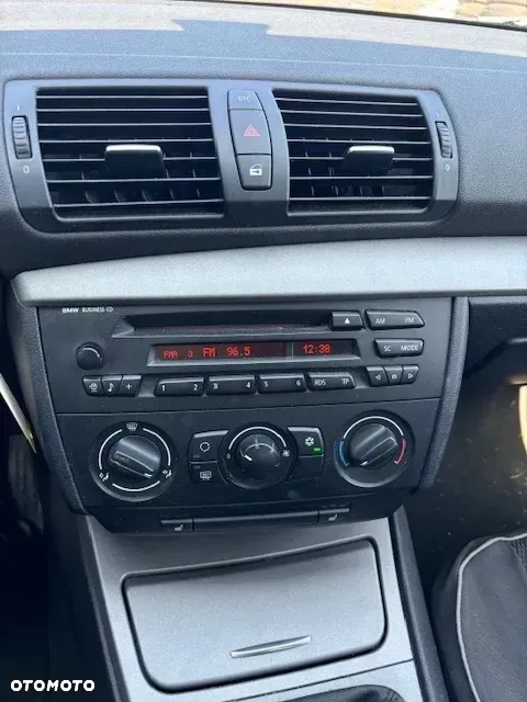BMW Seria 1 116i - 9