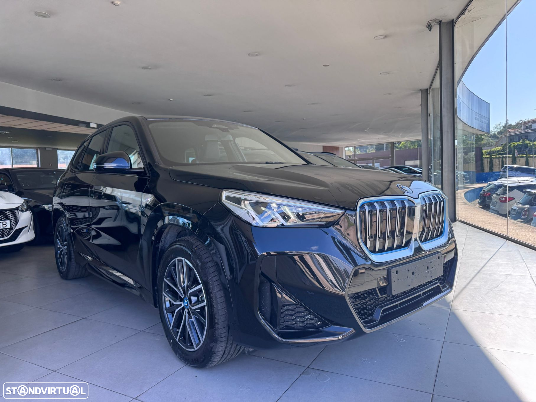 BMW iX1 xDrive30 Pack Desportivo M - 7