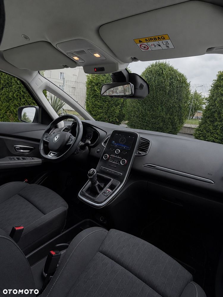 Renault Scenic TCe 140 GPF LIMITED - 15