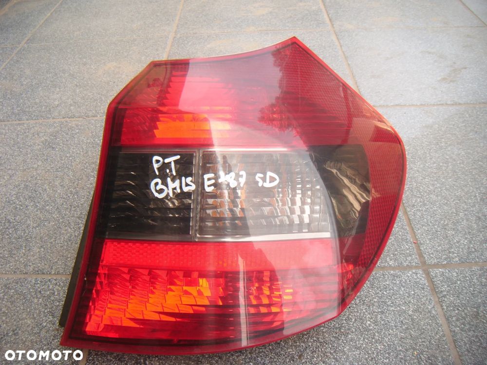 bmw1  e-87  lampa prawy tył - 1