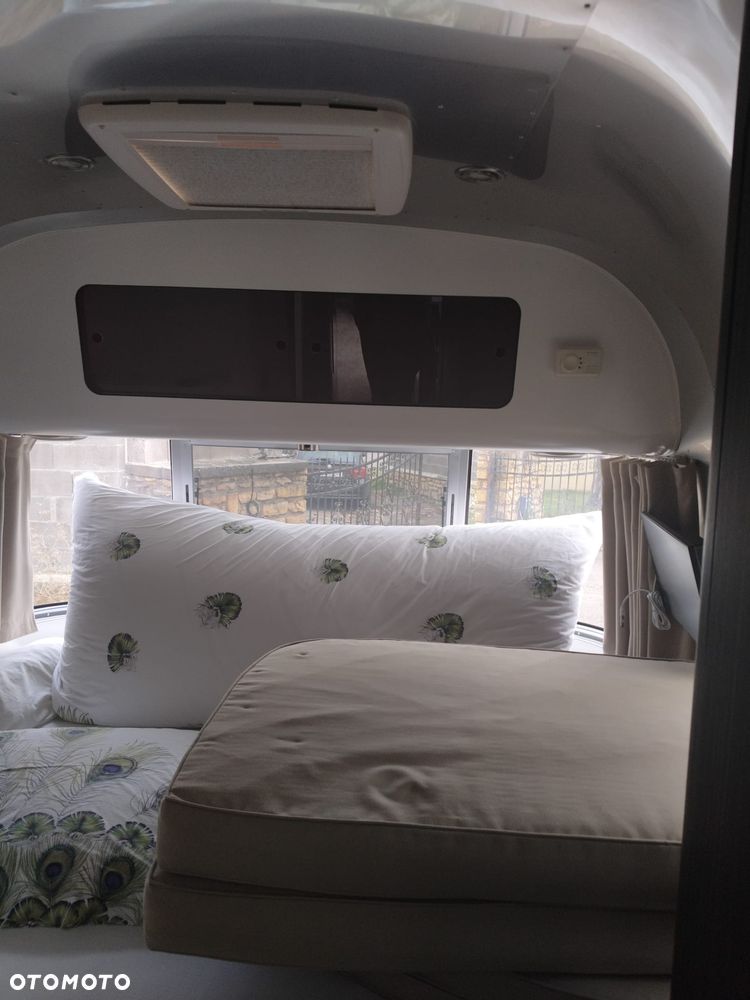 Airstream International 604 Przyczepa Kempingowa Super Stan - 11
