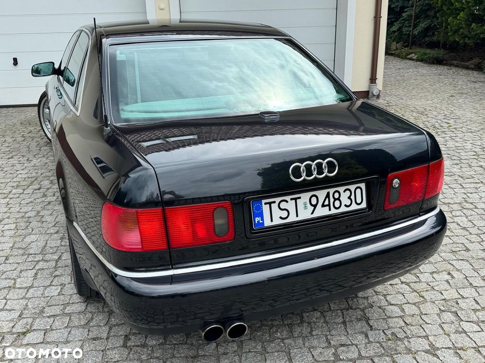 Audi A8 - 8