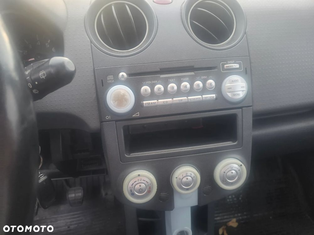 Mitsubishi Colt - 5