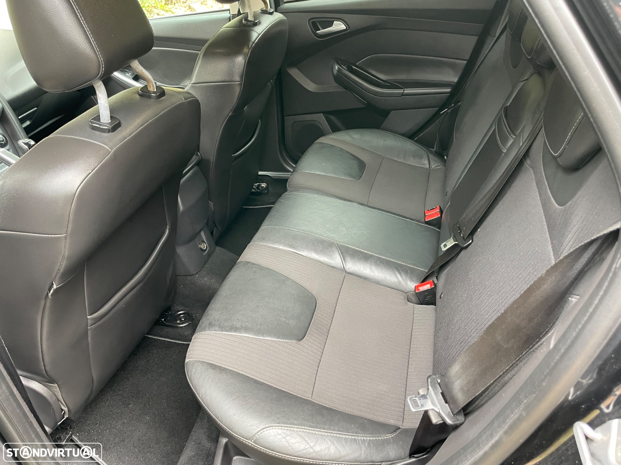 Ford Focus SW 1.6 TDCi DPF Titanium - 11