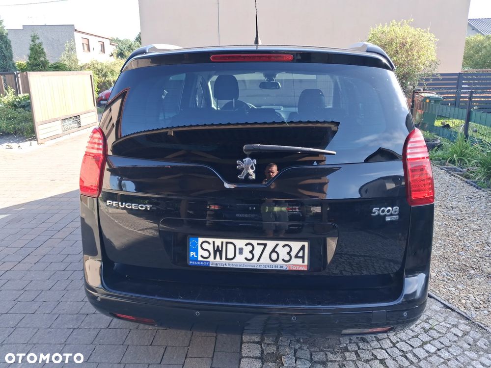 Peugeot 5008 - 3