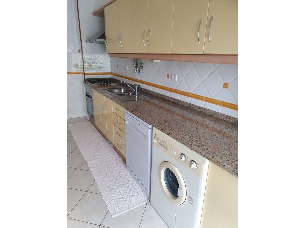 APARTAMENTO T3 COM PARQUEAMENTO PARA ARRENDAR NO MONTIJO! - Grande imagem: 2/12