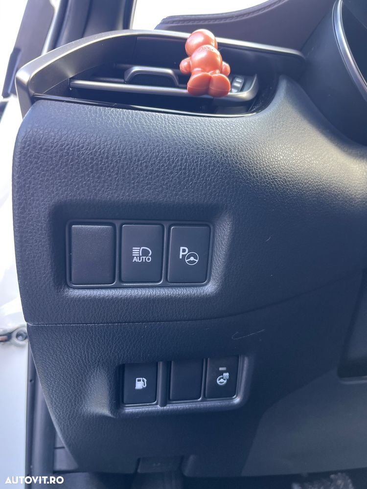 Toyota C-HR Business-Edition - 6