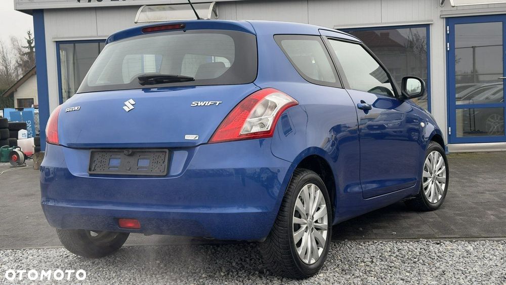 Suzuki Swift - 6